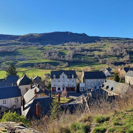 Grand Hotel De La Vallee Cheylade ภายนอก รูปภาพ